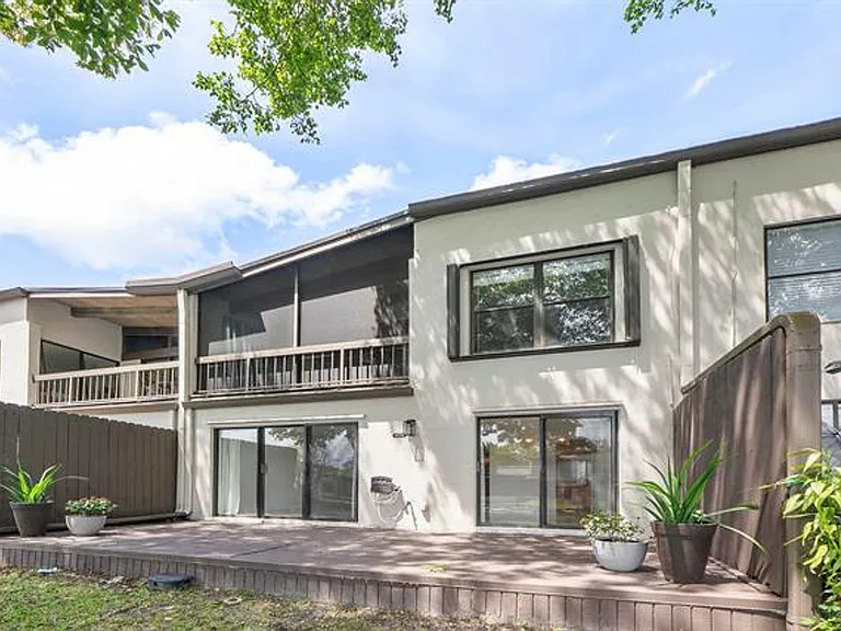 9717 N New River Canal Rd #409 — Photo 44