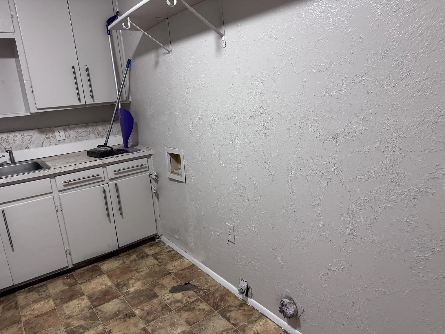 5916 Austin Avenue - 1 — Photo 3