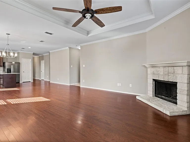 2904 Whispering Pine Blvd — Photo 1