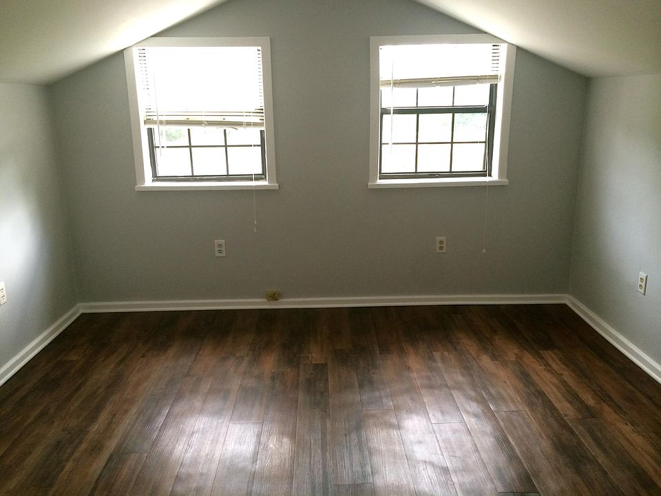 1st image of 501 Wesley Ave #B