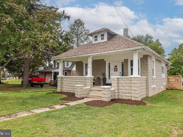 2219 Sunset Ln, York, PA 17408