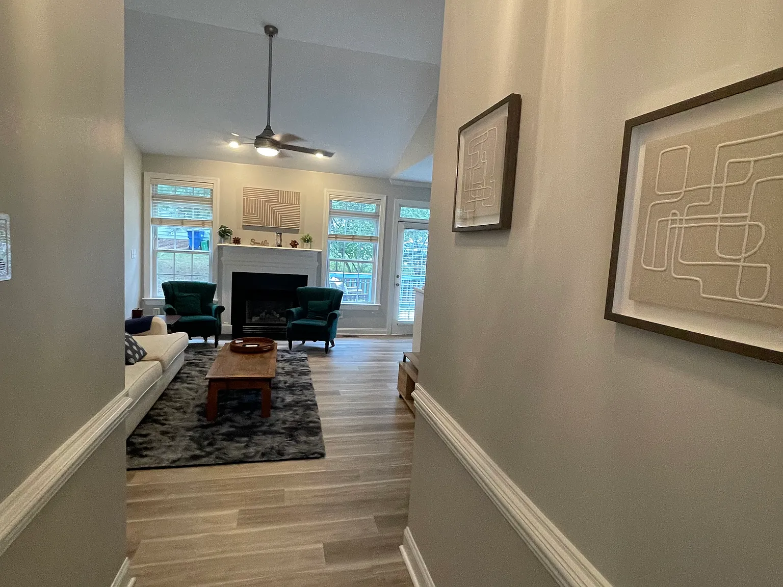 3 bed, 1602 sqft, $2,450 — Photo 4