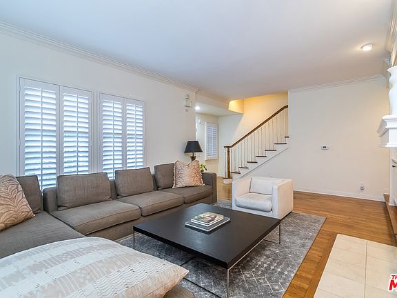 5th image of 1144 Yale St APT 5