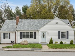 28 Maple St Sterling Ma 01564 Zillow
