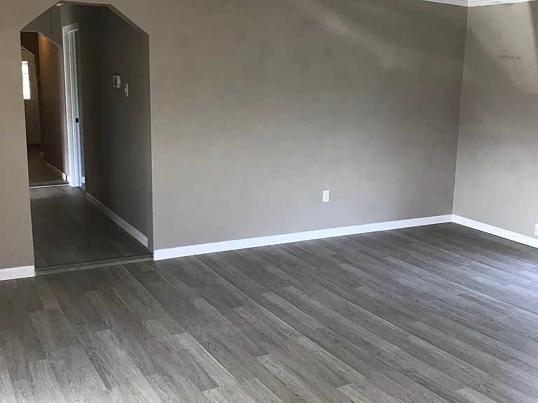 475 Rachal Ave — Photo 5