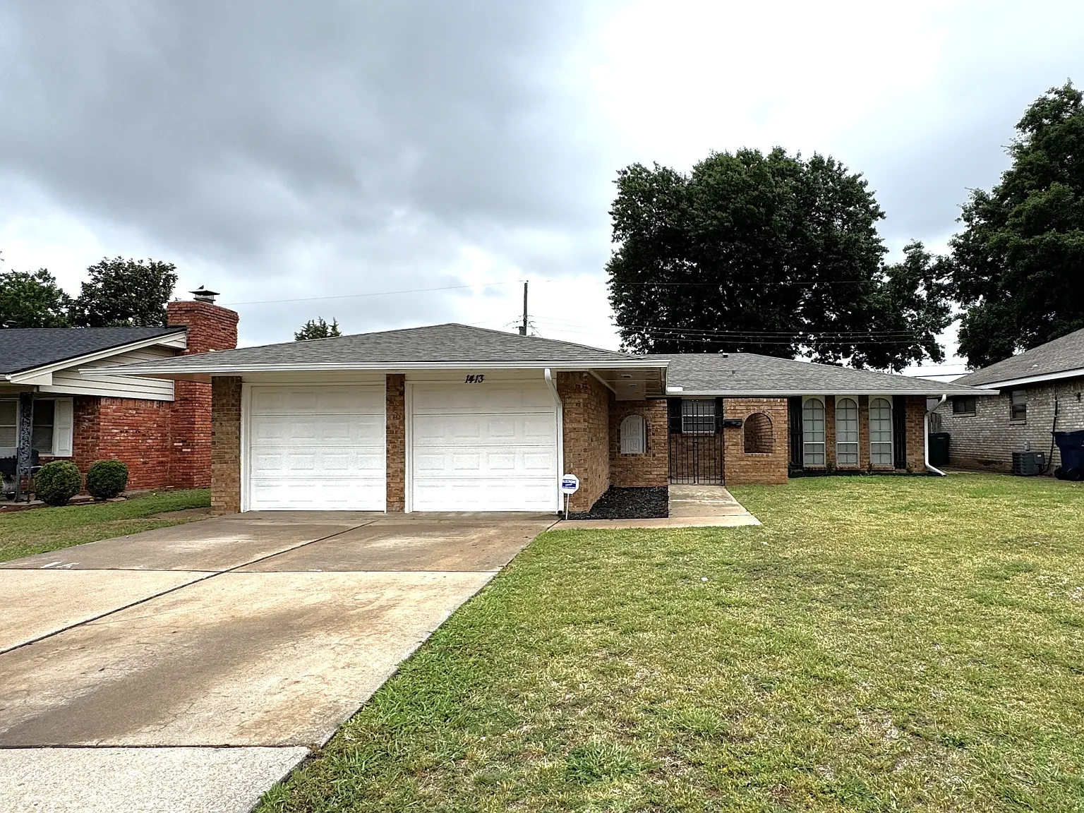 1413 Northwest 106th Street — Photo 1