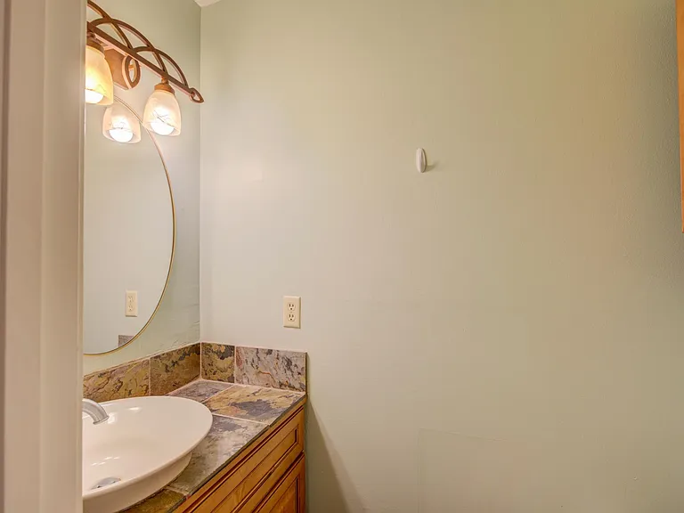 8084 Dogwood Villa Dr — Photo 7