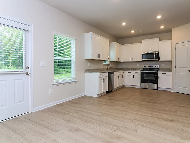 209 Katelyn Way — Photo 10