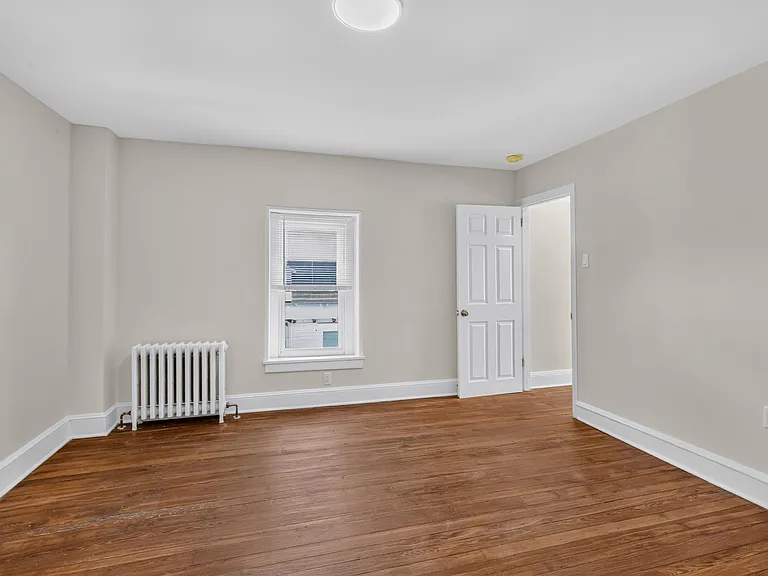 6347 McCallum St #2 — Photo 18