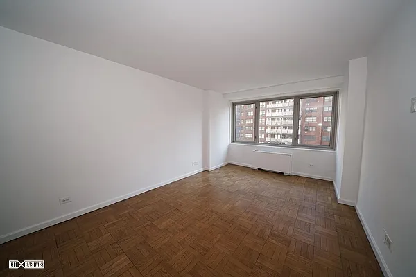 Rented by Citi Habitats | media 14