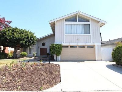 514 W Bell Ave, Santa Ana, CA, 92707