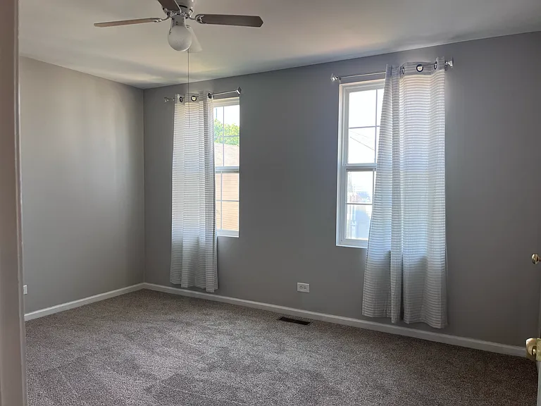 660 Four Seasons Blvd — Photo 9