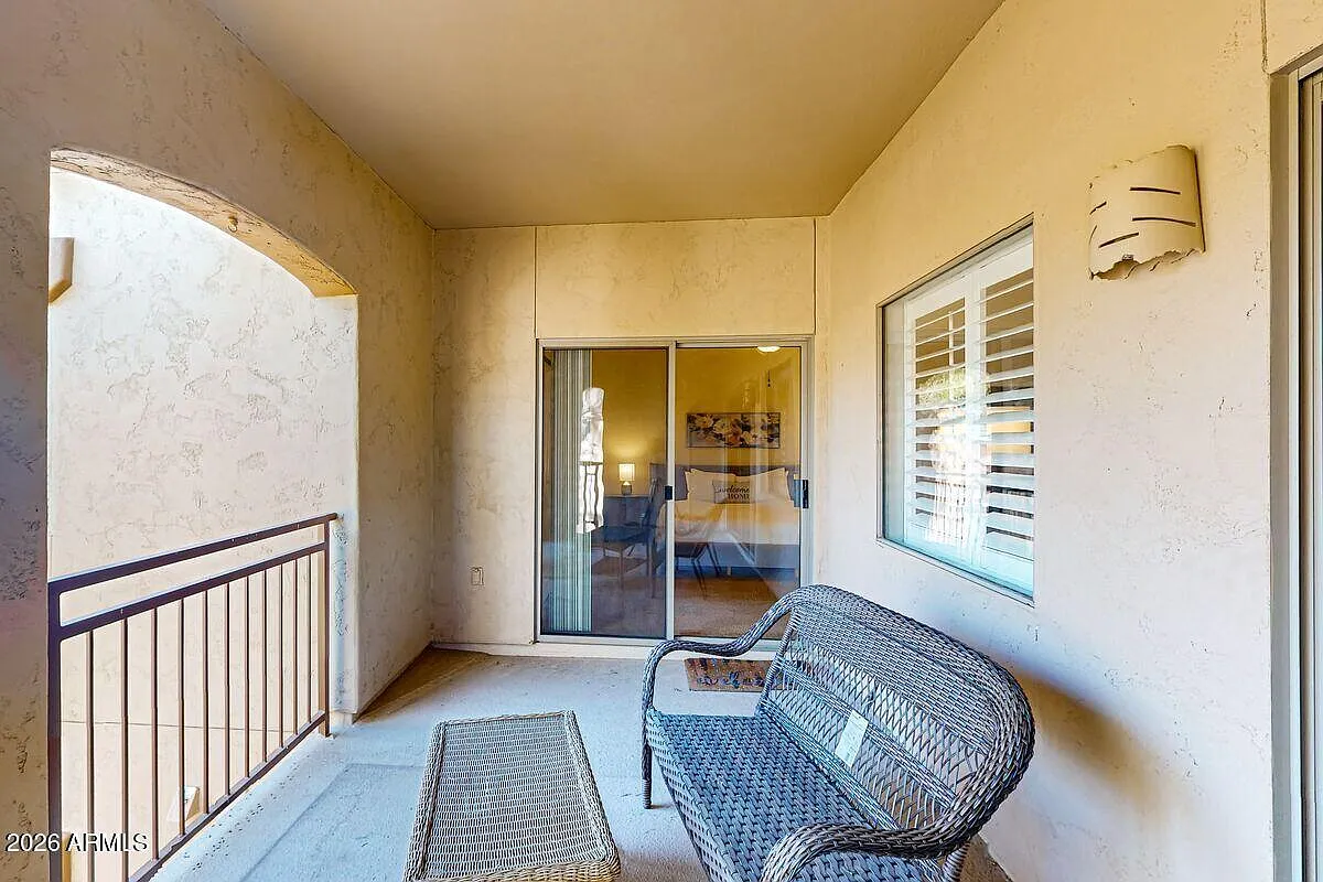 2 bed, 1.5 bath, 1119 sqft, $2,800 — Photo 2