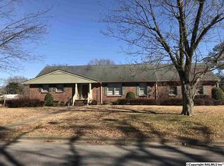 1718 Colfax St SW, Decatur, AL 35601