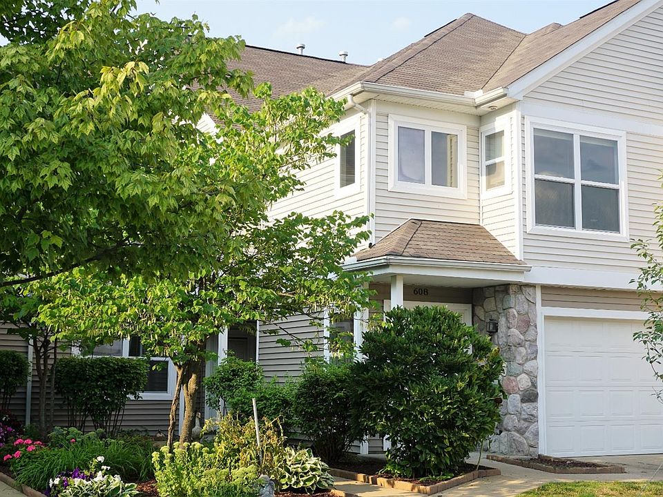 1st image of 608 Riverstone Ln
