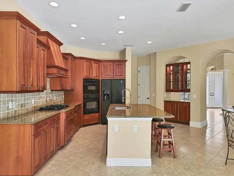4688 Tuscana Dr — Photo 8