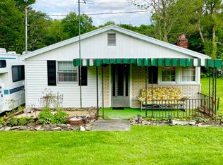 10 Green Ln, Jermyn, PA 18433