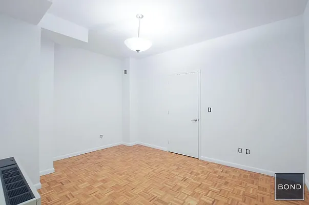 Rented by Bond New York | media 6