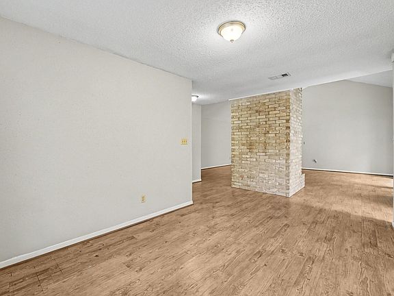 5th image of 11906 N Fairhollow Ln