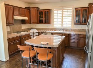 25 Hathaway, Irvine, CA 92620