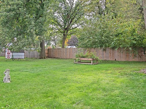 4th image of 6426 Maywood Cir