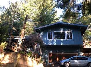 22 Maple Rd, Woodacre, CA 94973