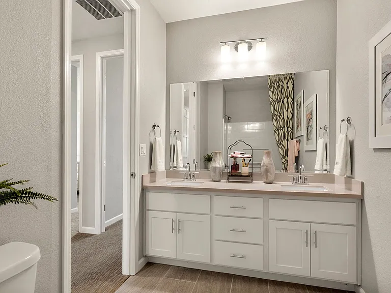 Spacious Townhomes in Provence at Natomas — Photo 171