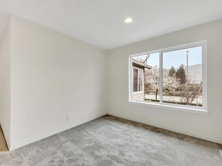 6523 188th Pl NE — Photo 20
