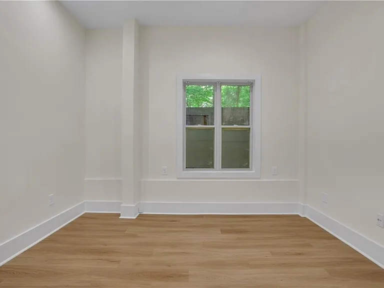 3228 Silver Lake Dr NE — Photo 43