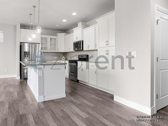 3rd image of 13003 31st Ave W
