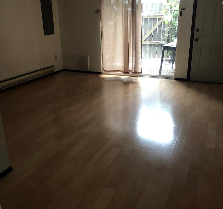 1st image of 729 141st Ln SE