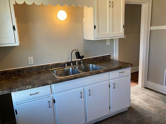 5th image of 2044 N 25th St #2044A