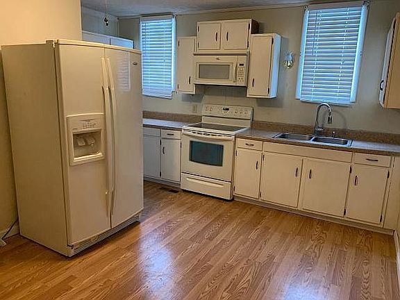 4th image of 1606 Cecil Ave
