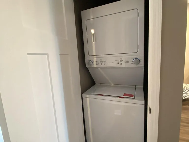 114 Parks St #1-18 — Photo 11
