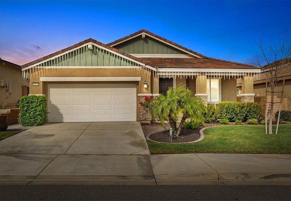 1st image of 18286 Sassafras Ln