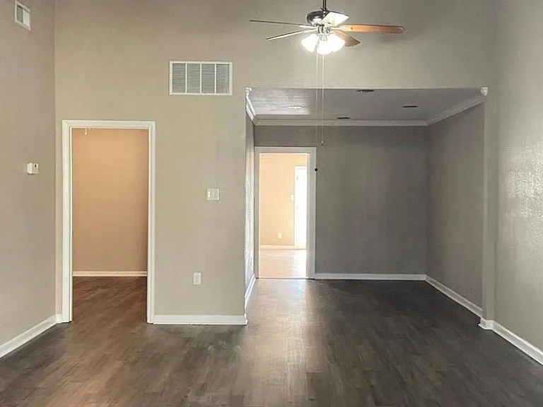 800 N San Jacinto St #201 — Photo 9