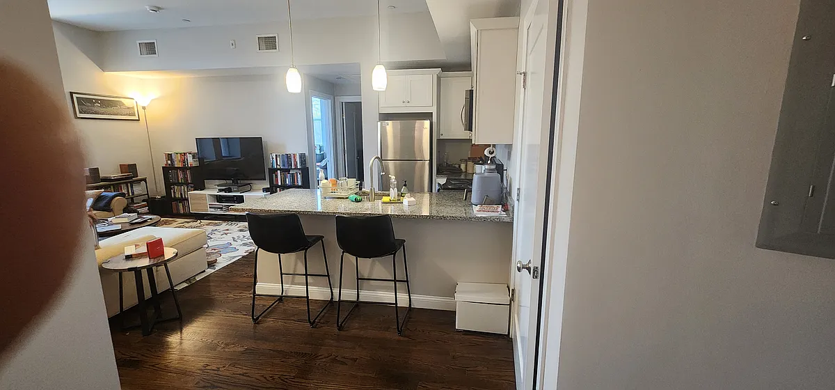 Building Photo - 10 Merrymount Rd #205