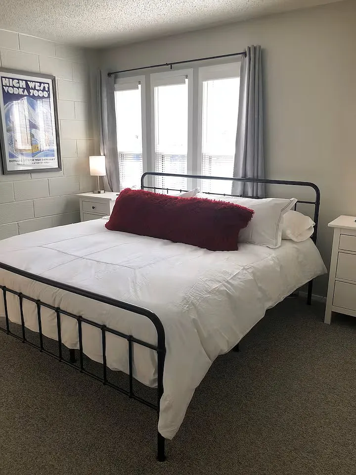 2 bed, 780 sqft, $2,700 — Photo 3