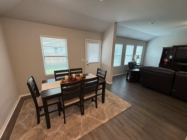 35 Kinley Brook Ln — Photo 14