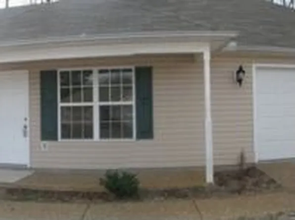 286 Old Oak Cres, Jackson, TN 38305