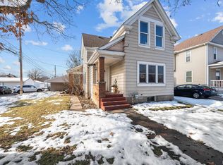 1622 N Division St, Davenport, IA
