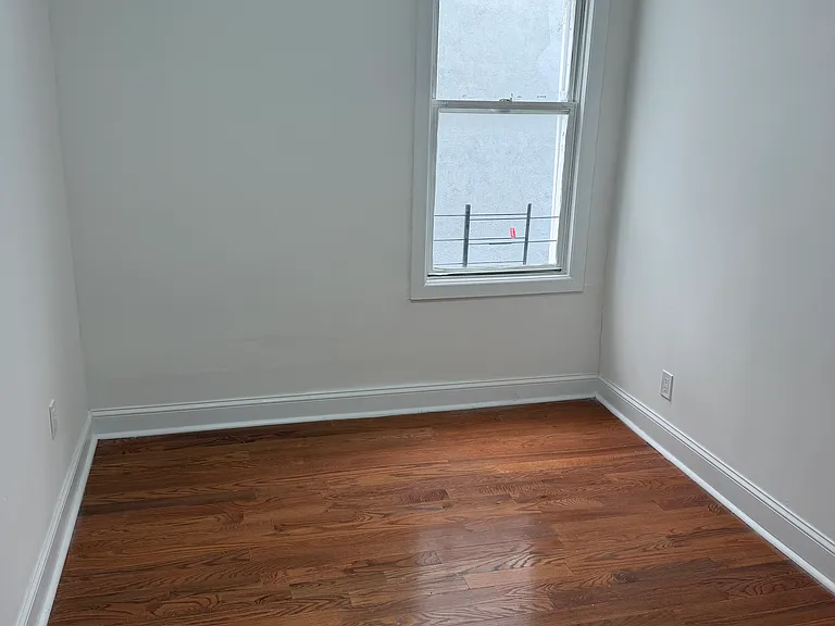 854 Faile St #1 — Photo 4