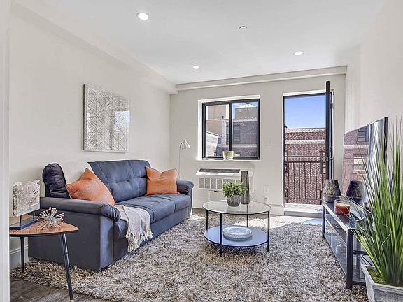 2nd image of 524 E 236th St #2B