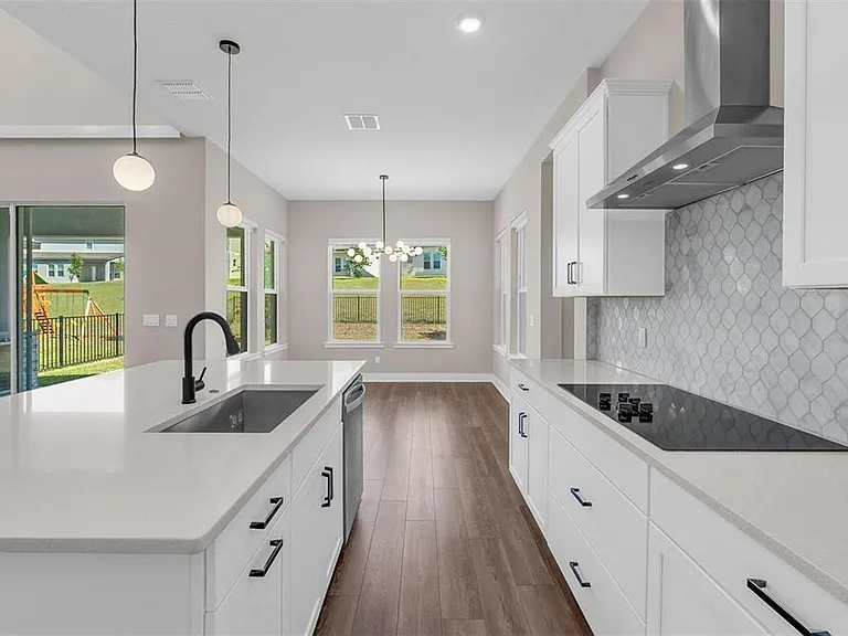 5138 Citrus Leaf Blvd — Photo 11