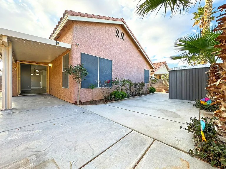 3740 Alliance St — Photo 42