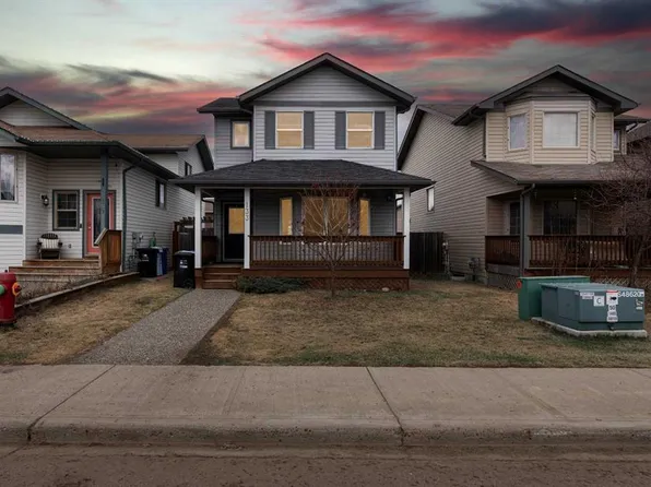133 NW Elderberry St, Wood Buffalo, AB T9K 0N4