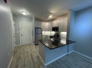 1641 International Dr Unit 211, Mc Lean, VA 22102