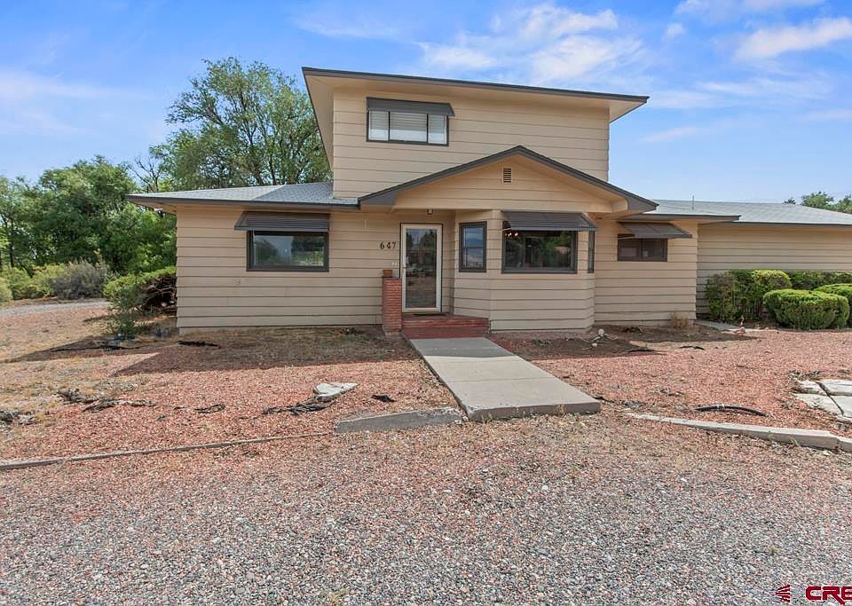 1st image of 647 Garnet Avenue