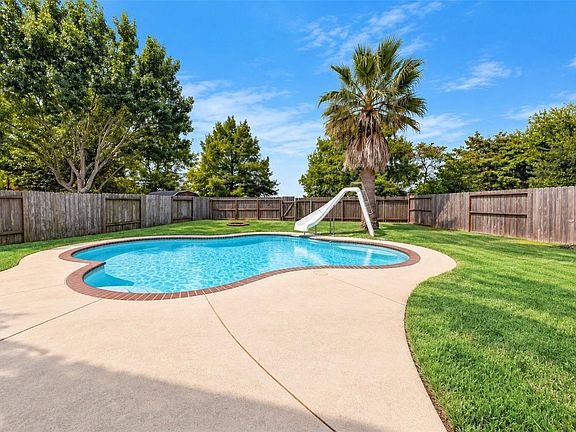 3rd image of 14819 Cascade Bend Ln