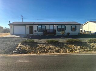 20285 E Quail Run Dr, Mayer, AZ 86333